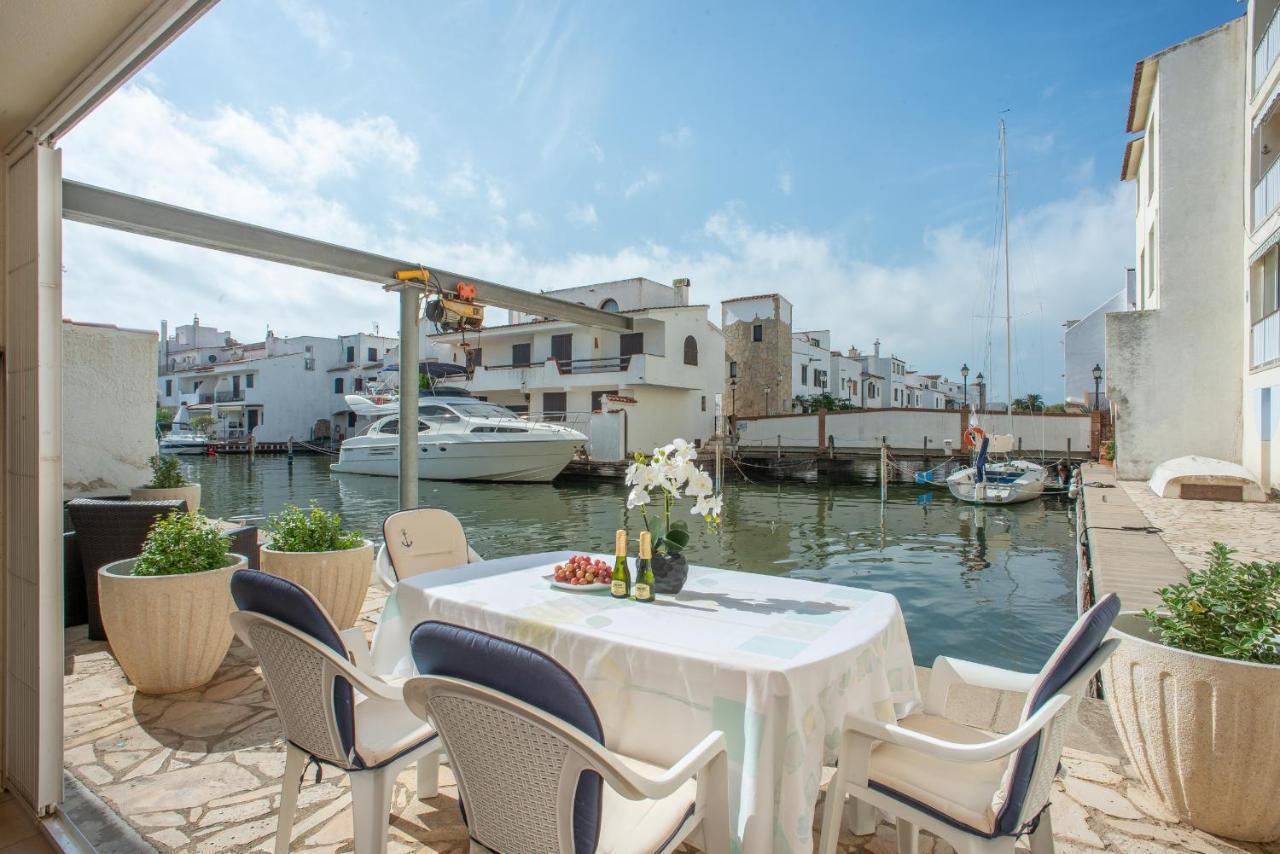 Вилла Casa Port Grec Эмпуриабрава Экстерьер фото